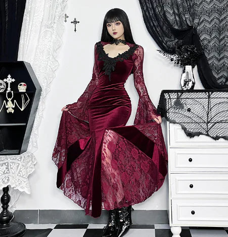 Alluring Lace Slim-fit Dress